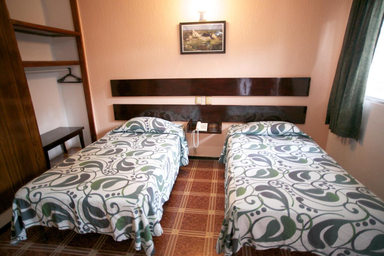 Hotel Maria De Lourdes Tuxtepec ภายนอก รูปภาพ