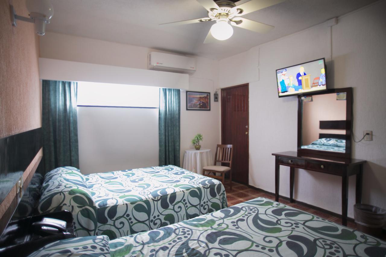 Hotel Maria De Lourdes Tuxtepec ภายนอก รูปภาพ