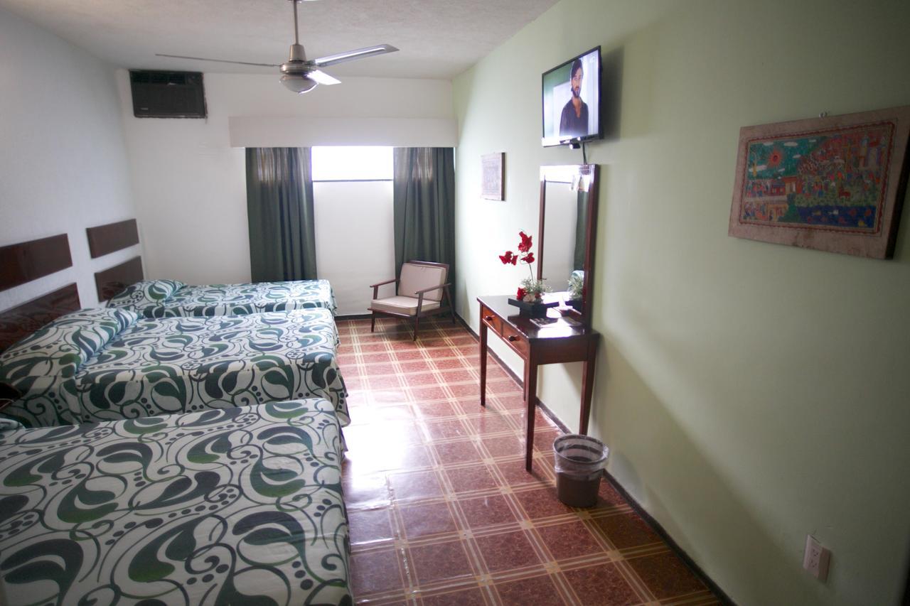 Hotel Maria De Lourdes Tuxtepec ภายนอก รูปภาพ