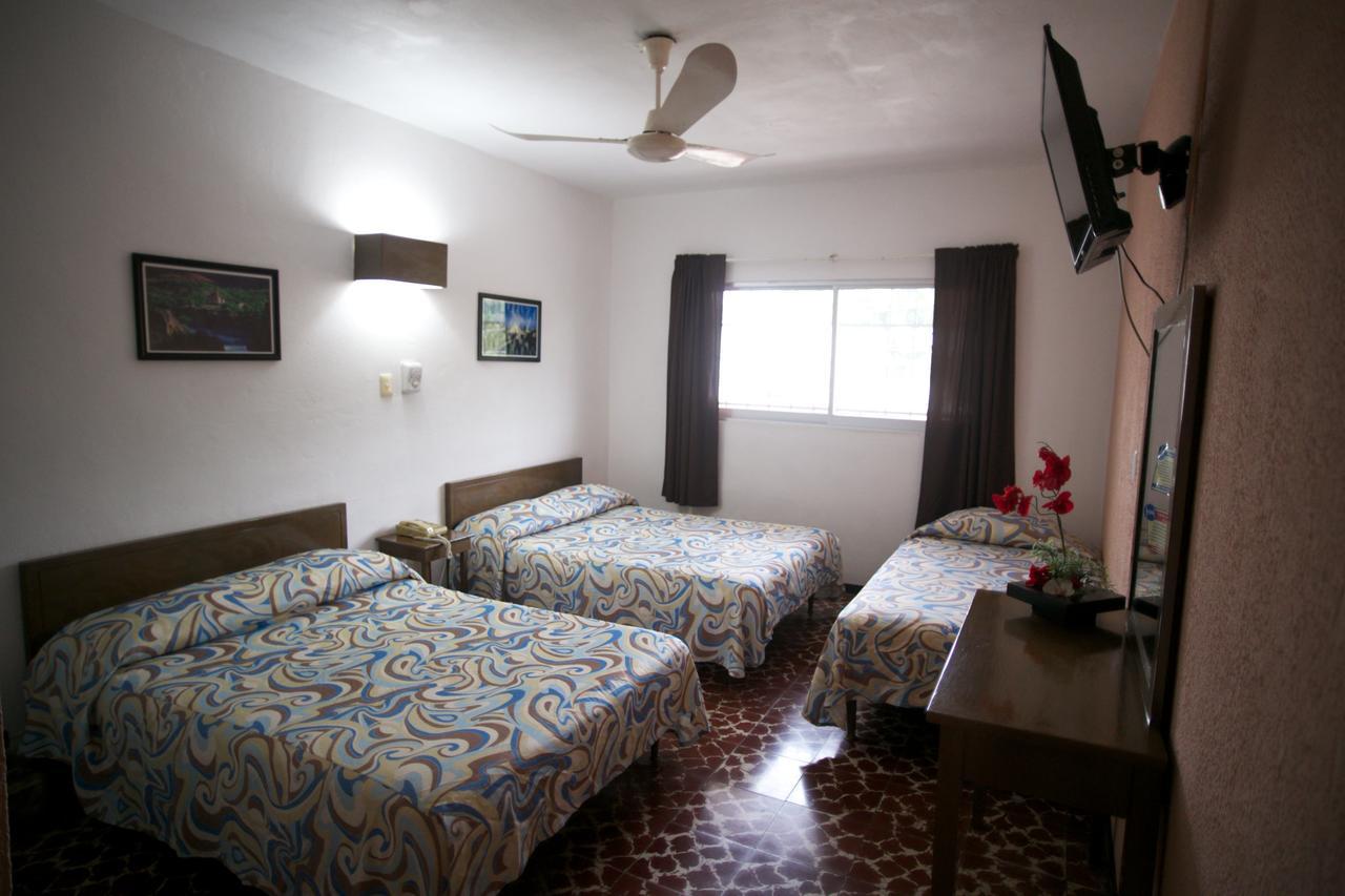 Hotel Maria De Lourdes Tuxtepec ภายนอก รูปภาพ