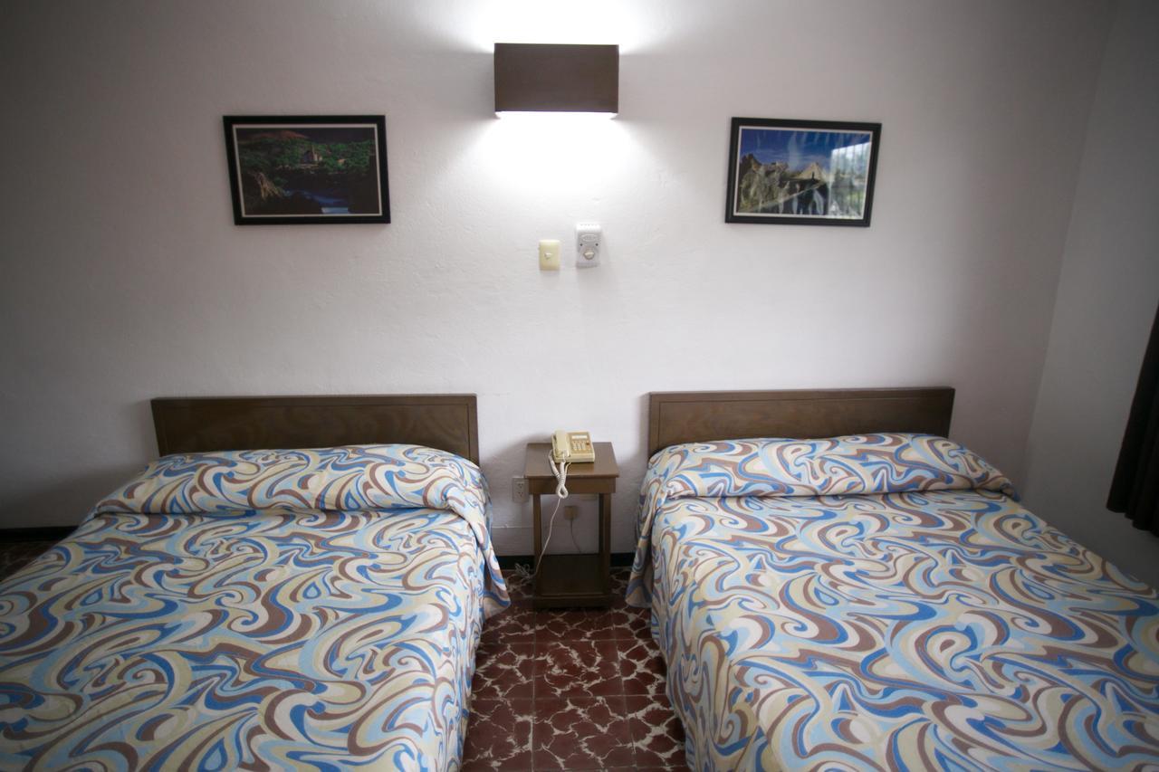 Hotel Maria De Lourdes Tuxtepec ภายนอก รูปภาพ