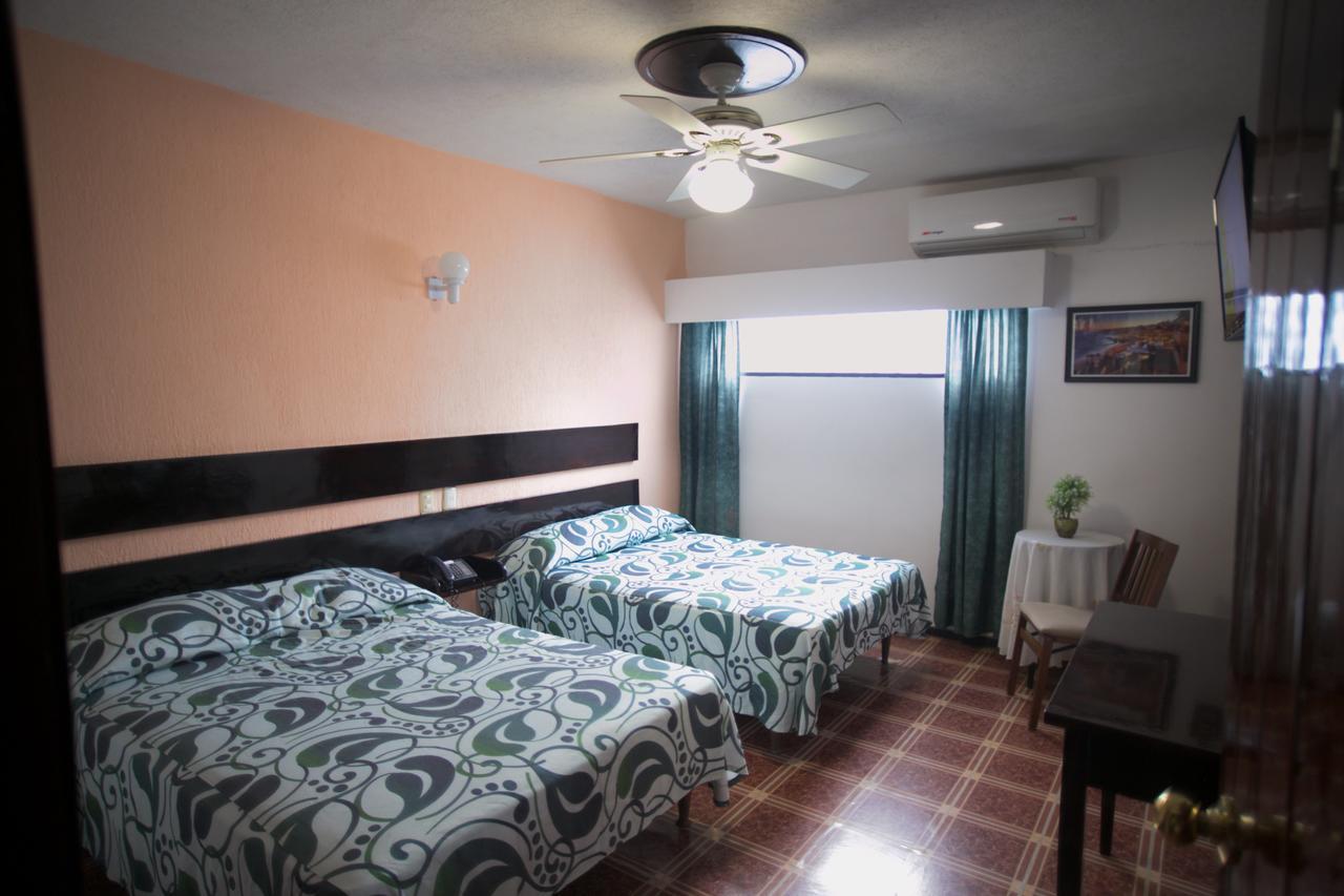 Hotel Maria De Lourdes Tuxtepec ภายนอก รูปภาพ